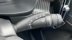 Volvo XC40 2.0 B3P Plus Dark 5dr Auto Petrol Estate